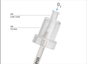 Konnektör aracılığı ile oksijen kaynağına bağlanabilir.